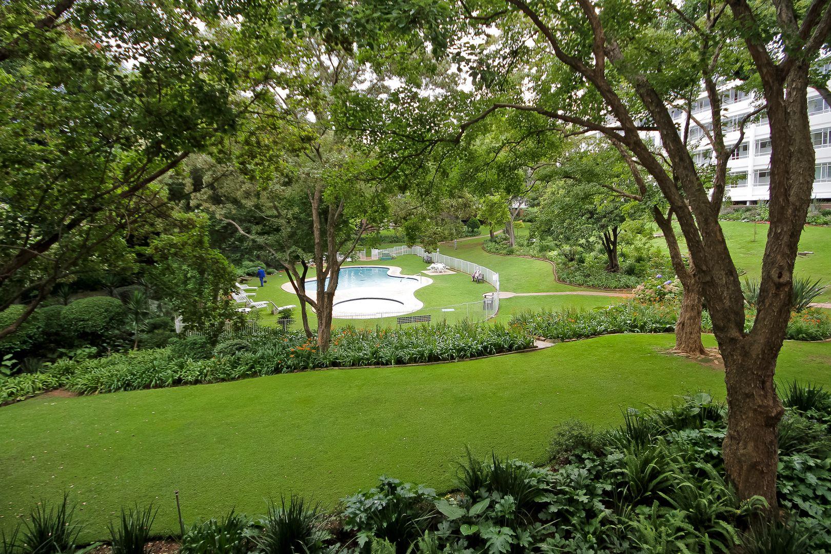 3 Bedroom Apartment / flat for sale in Atholl 218 Summerhill, 13