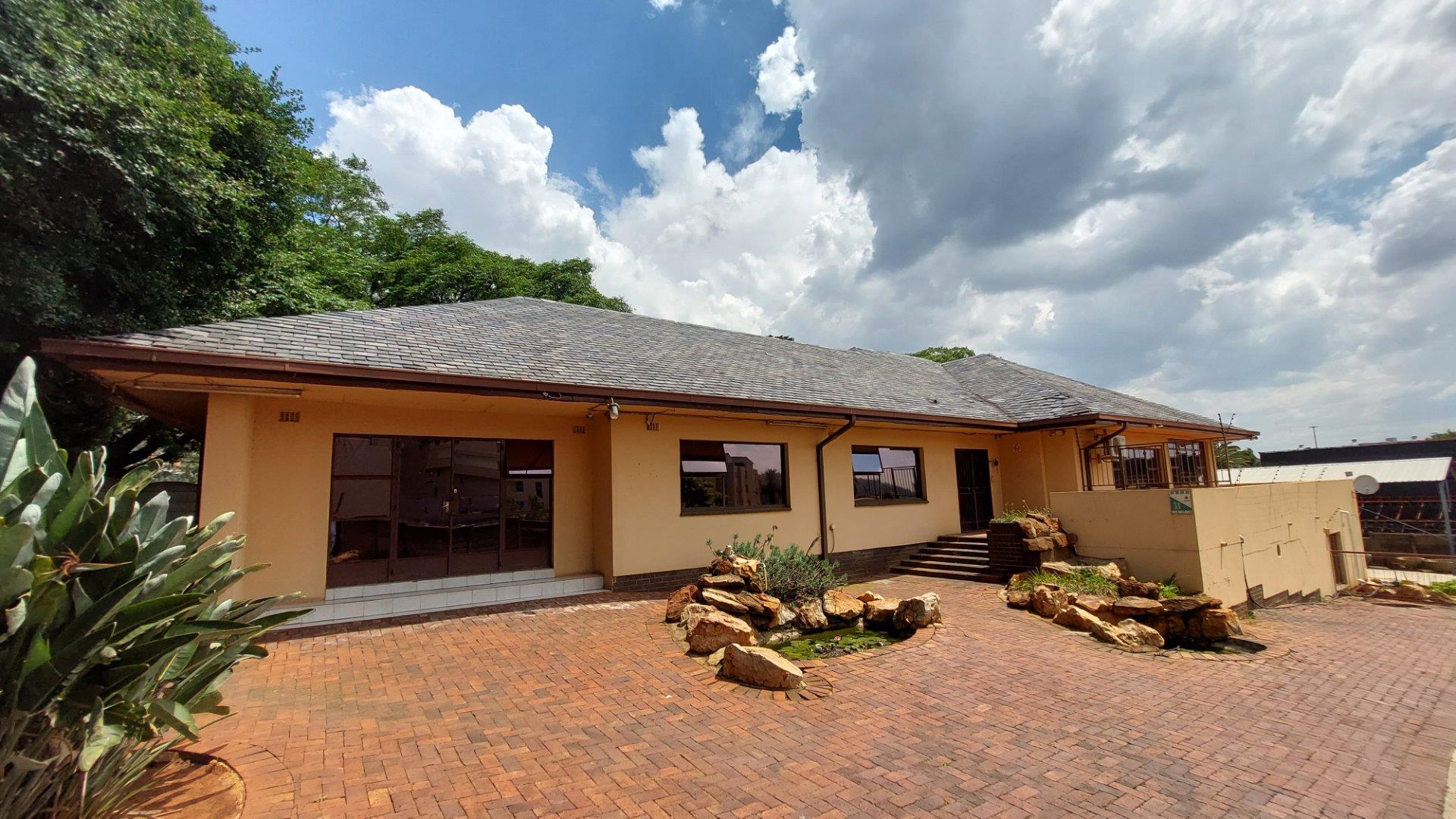 Commercial property to rent in Bedfordview Bedfordview Property