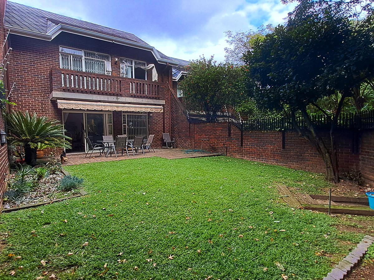 Benmore Gardens Property Townhouses for sale in Benmore Gardens