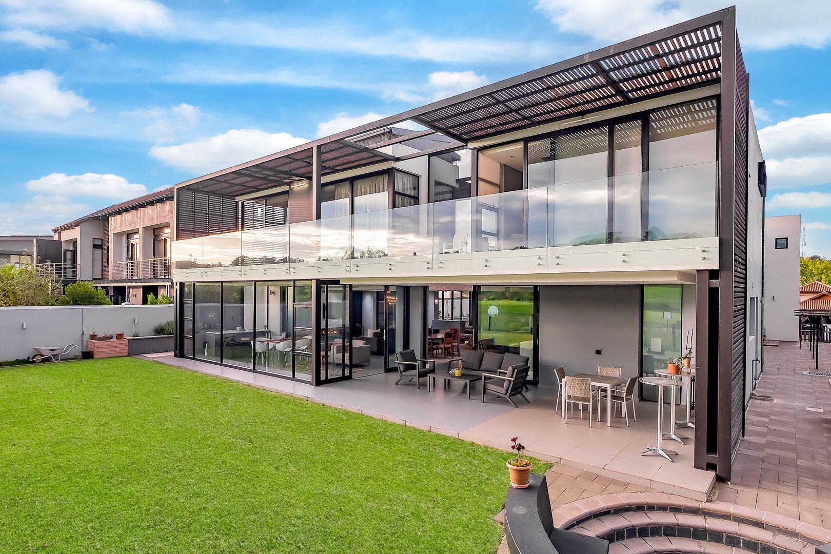 6 Bedroom House for sale in Eagle Canyon Golf Estate Eagle Canyon