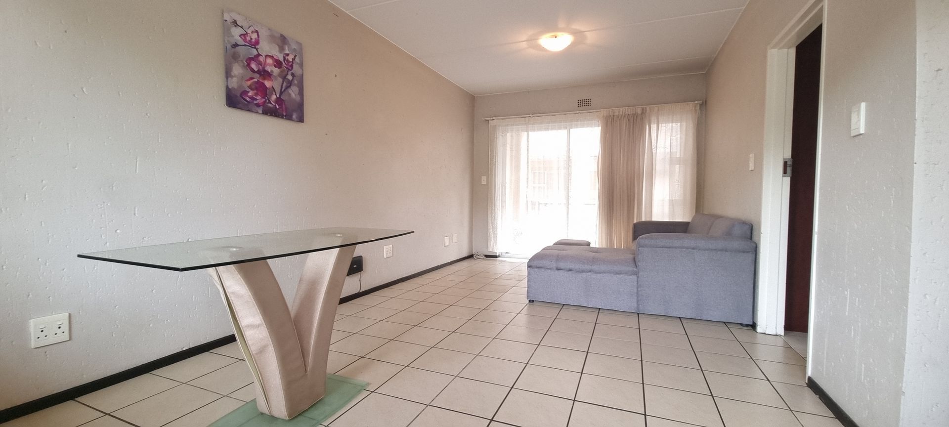 1 Bedroom Apartment / flat for sale in Ferndale 339 Kent Avenue P24