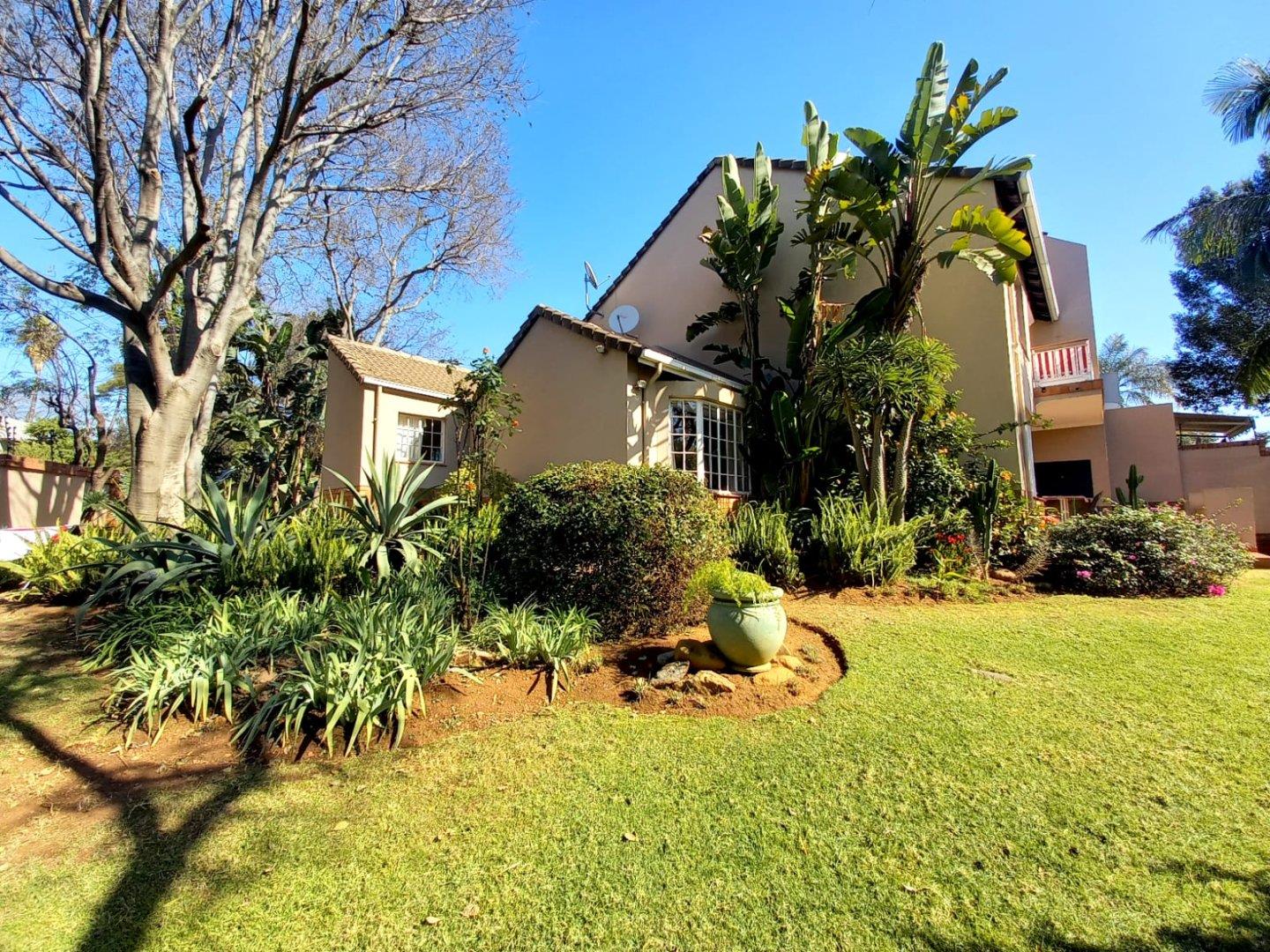 Lynnwood Manor Property Property and houses for sale in Lynnwood