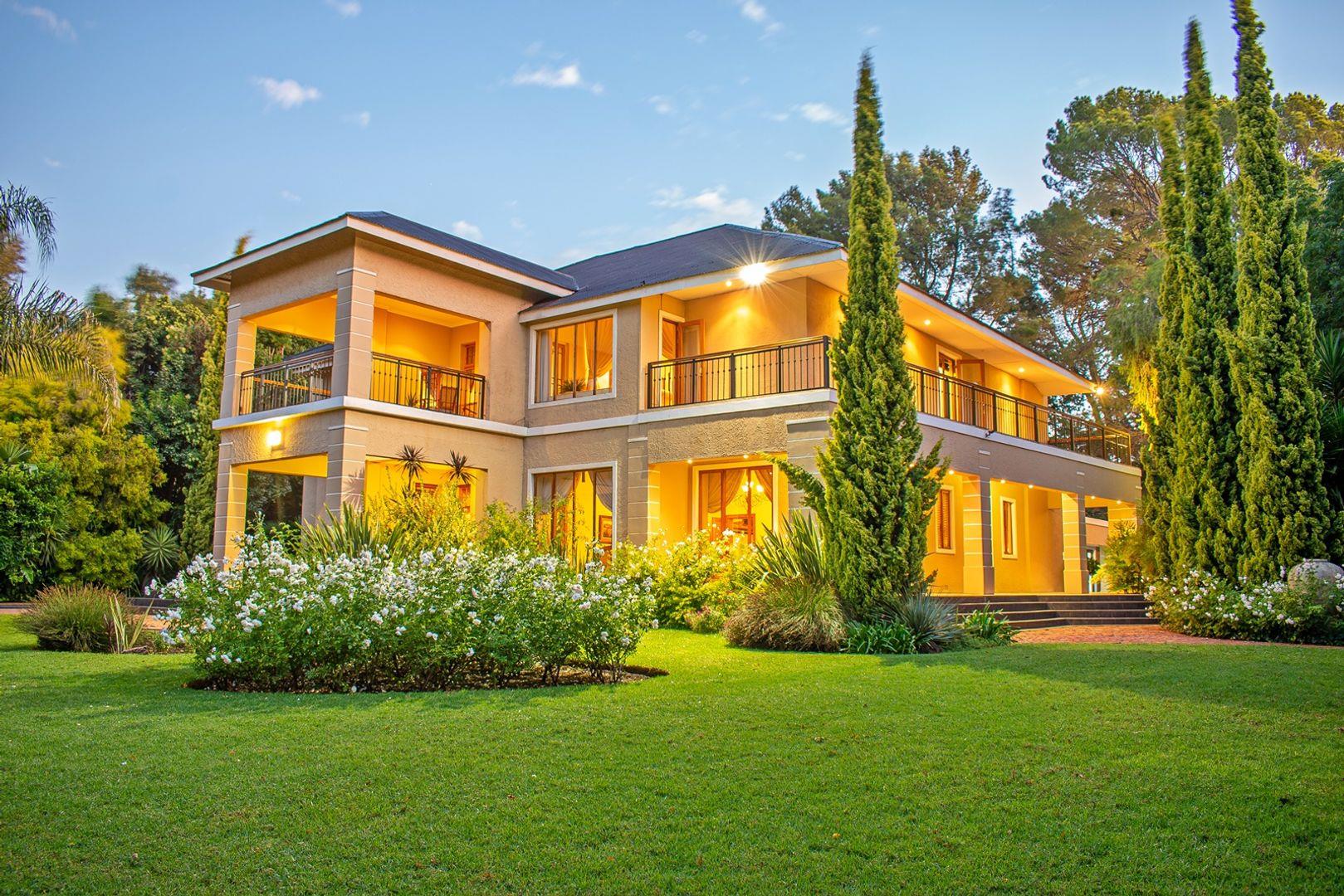 5 Bedroom House for sale in Waverley P24112408914