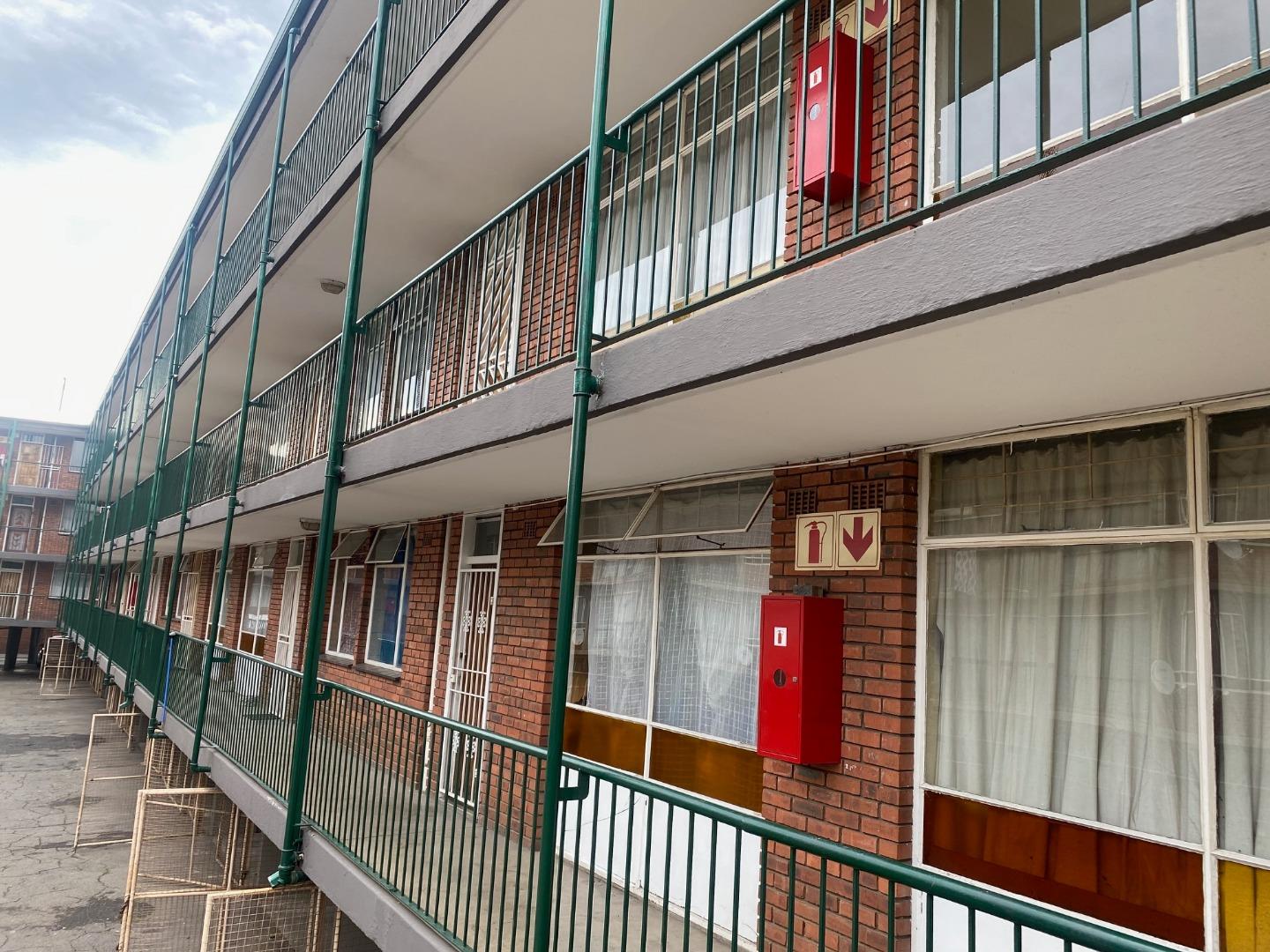 3 Bedroom Apartment / flat for sale in Dinwiddie 42 Kingston Ave