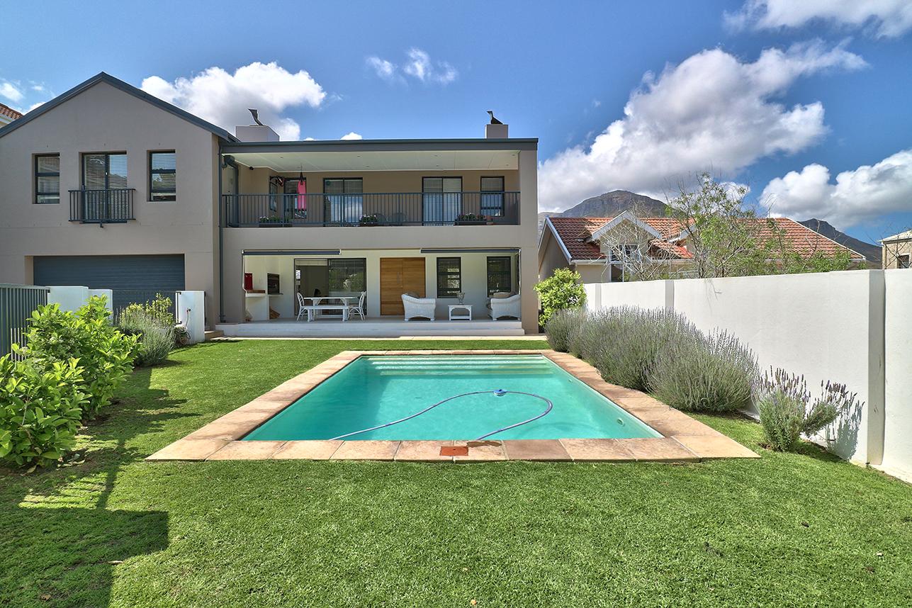 Hout Bay Central Property Property and houses for sale in Hout Bay