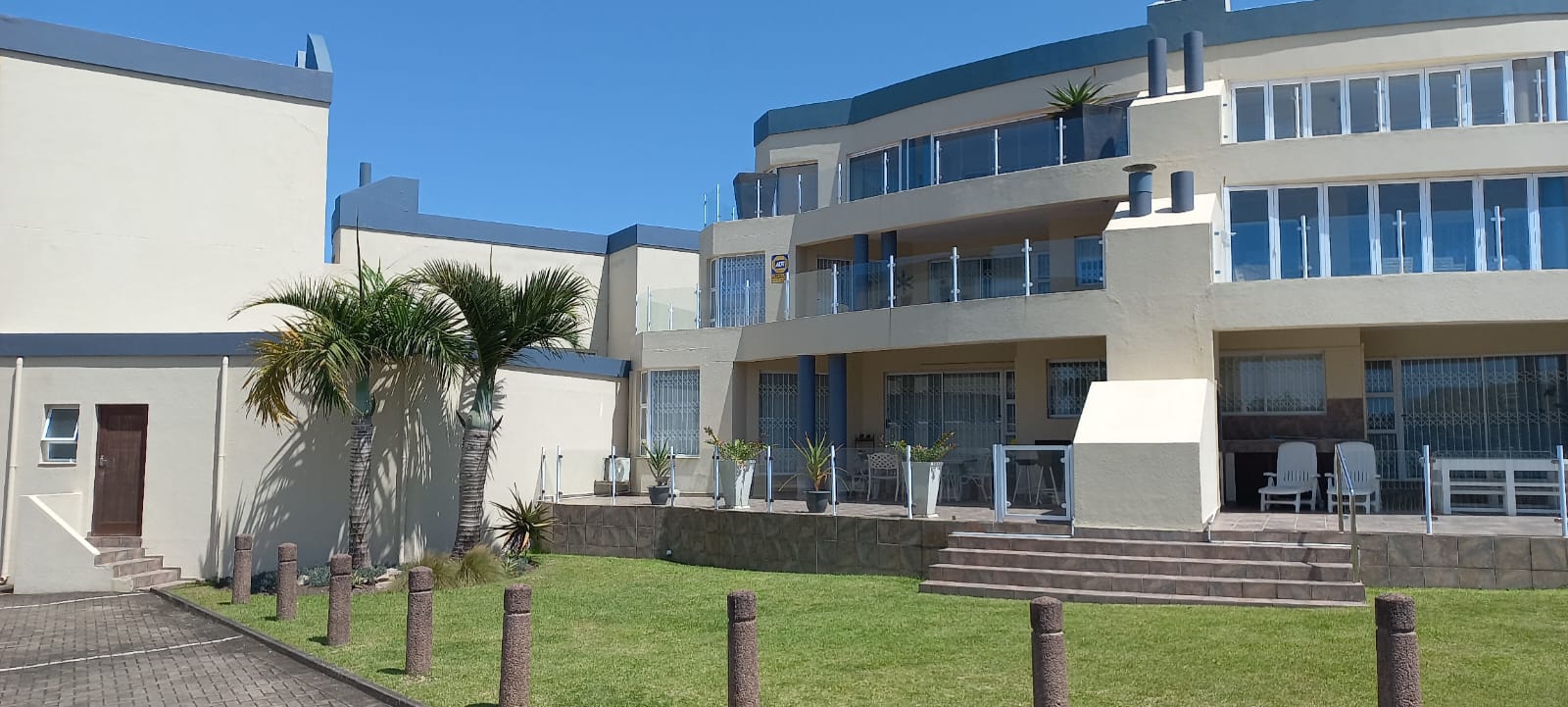 3 Bedroom Apartment / flat for sale in Manaba Beach P24112413809