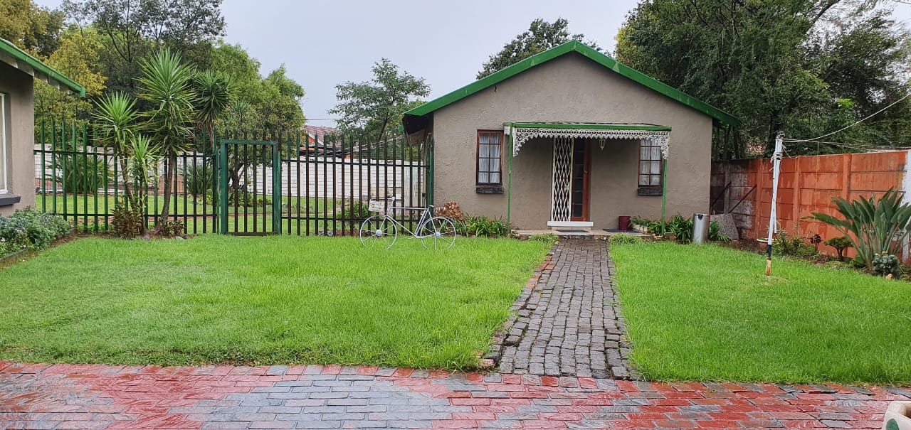 Lombardy East Property Houses for sale in Lombardy East Property24