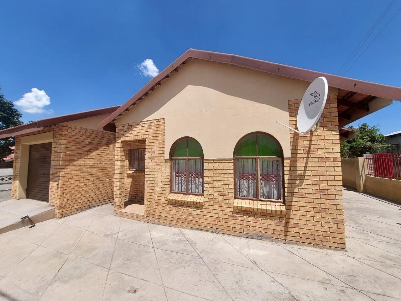 3 Bedroom House for sale in Seshego H P24112418169