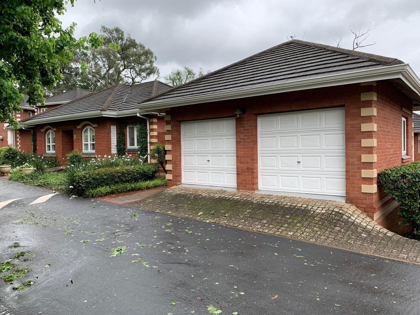 3 Bedroom Townhouse for sale in Athlone P24112433087