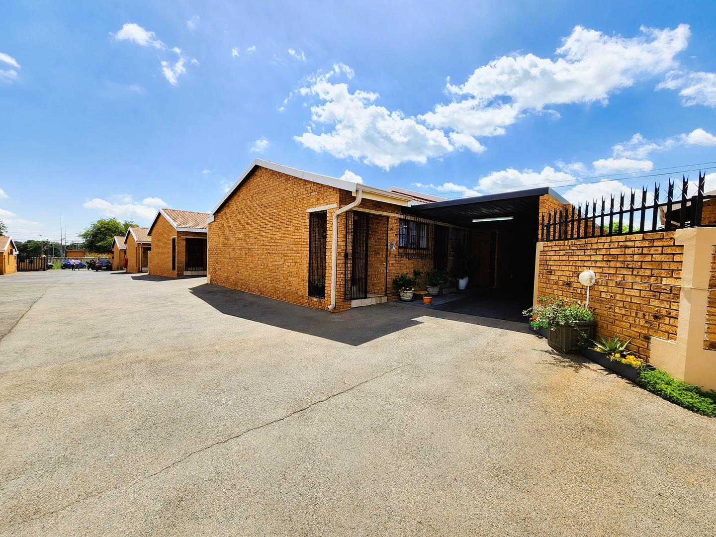 Krugersdorp North Property Property and houses for sale in