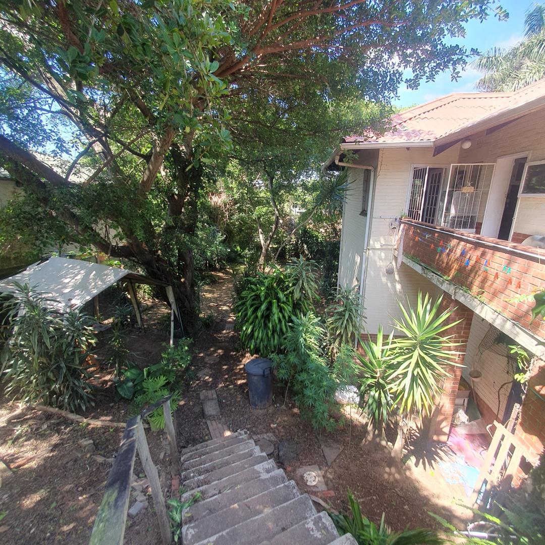 6 Bedroom House for sale in Doonside P24112437933