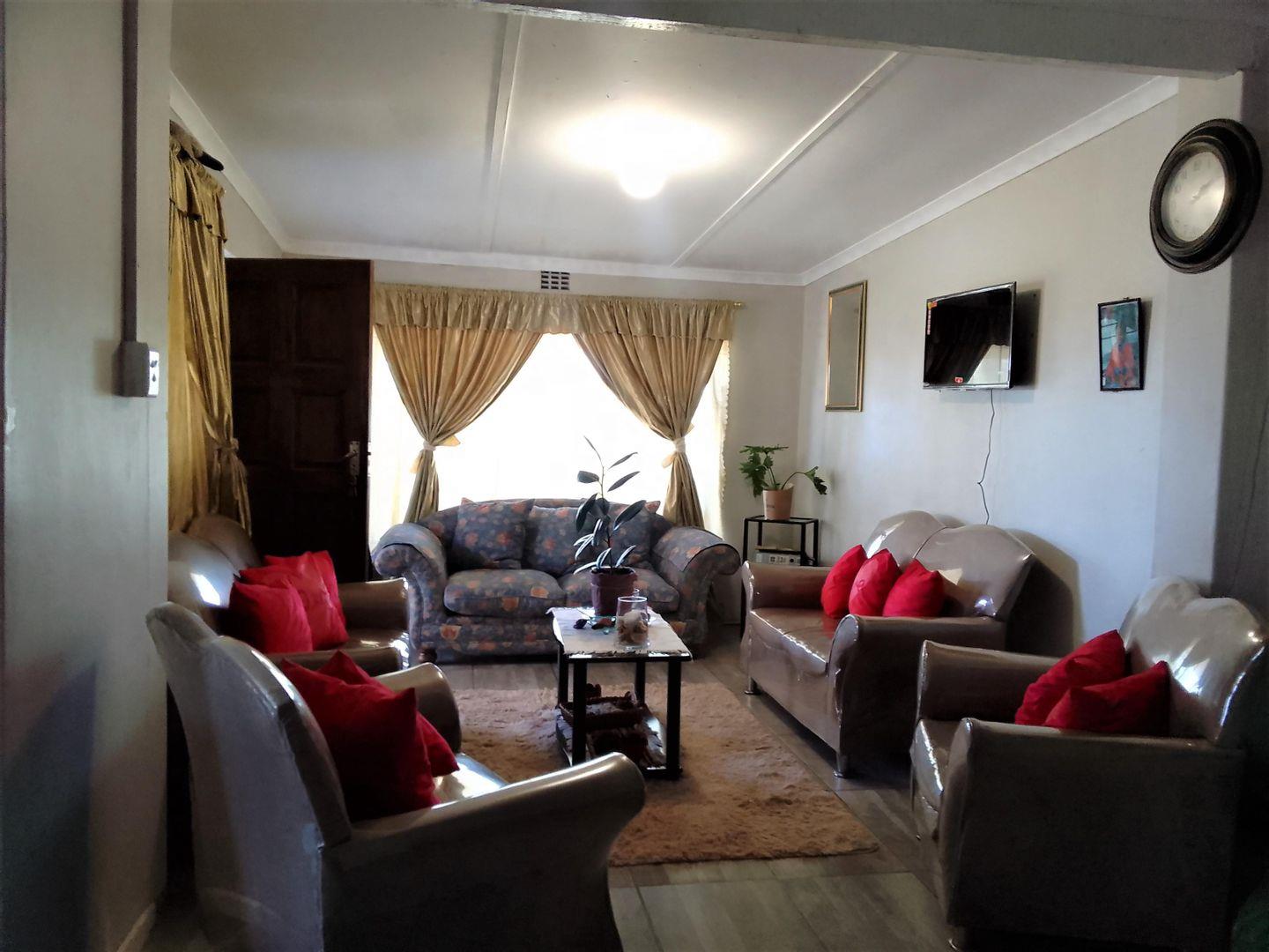 Peerless Park Property Property and houses for sale in Peerless Park