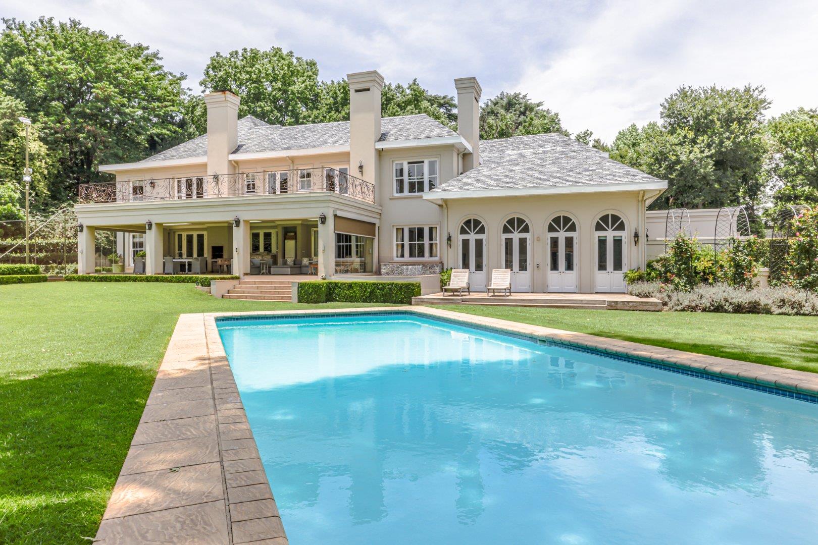 5 Bedroom House for sale in Houghton Estate Houghton Estate P24