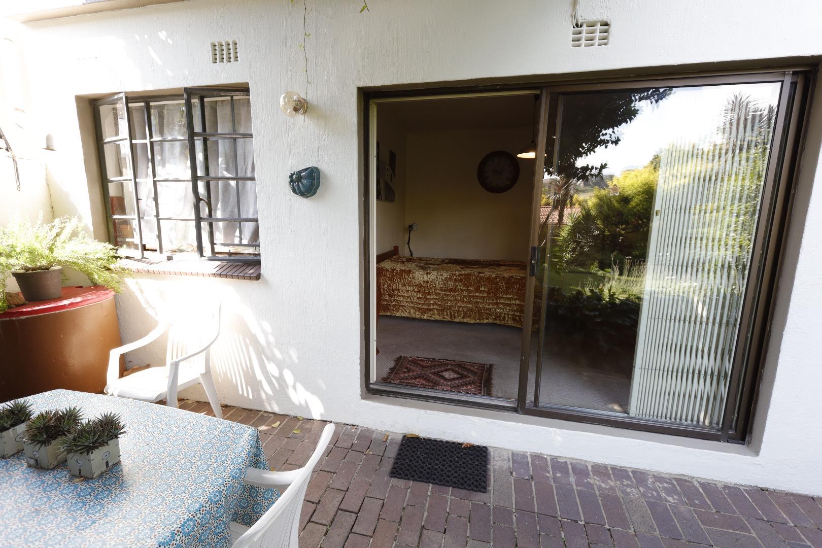 Melville, Johannesburg Property Apartments / flats to rent in