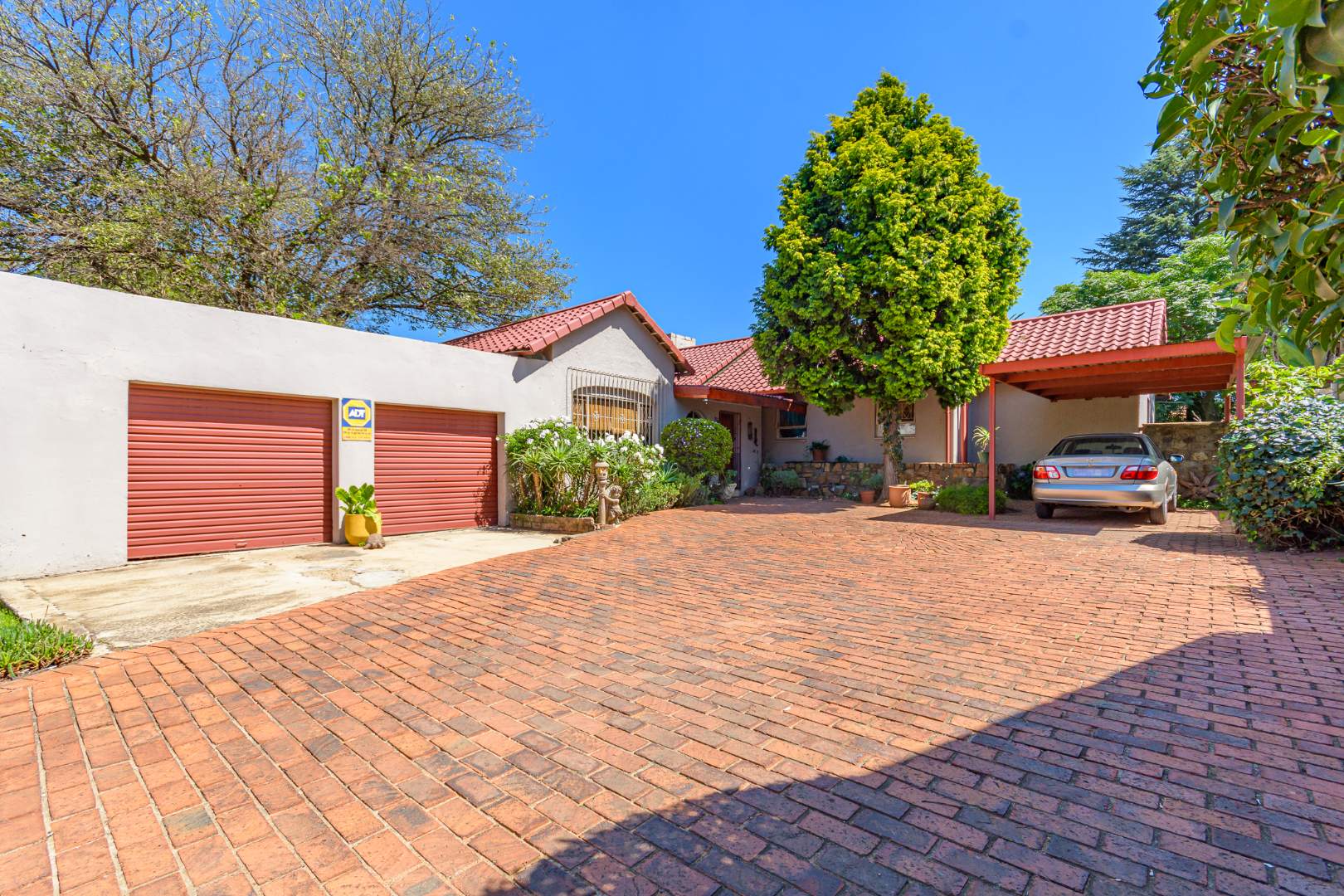 Wychwood Property Property and houses for sale in Wychwood