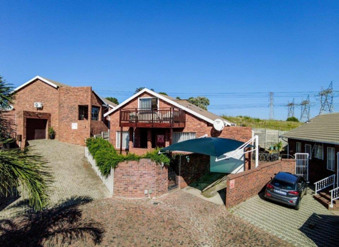 4 Bedroom House for sale in Mayberry Park 40 Melkhout Street P24