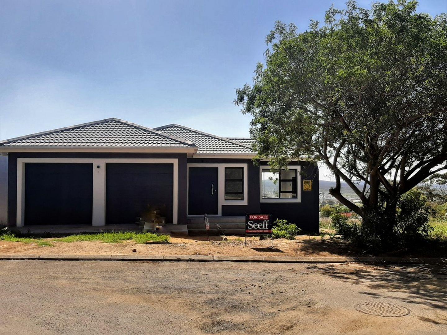 3 Bedroom House for sale in Bredasdorp 14 Melkhout Close P24112450006