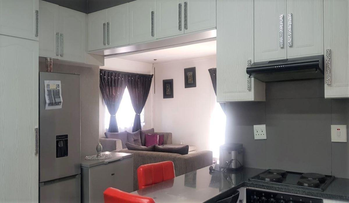 3 Bedroom House for sale in Lenasia Ext 13 P24112413144