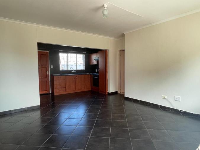 3 Bedroom Townhouse for Sale in Rocky Crest