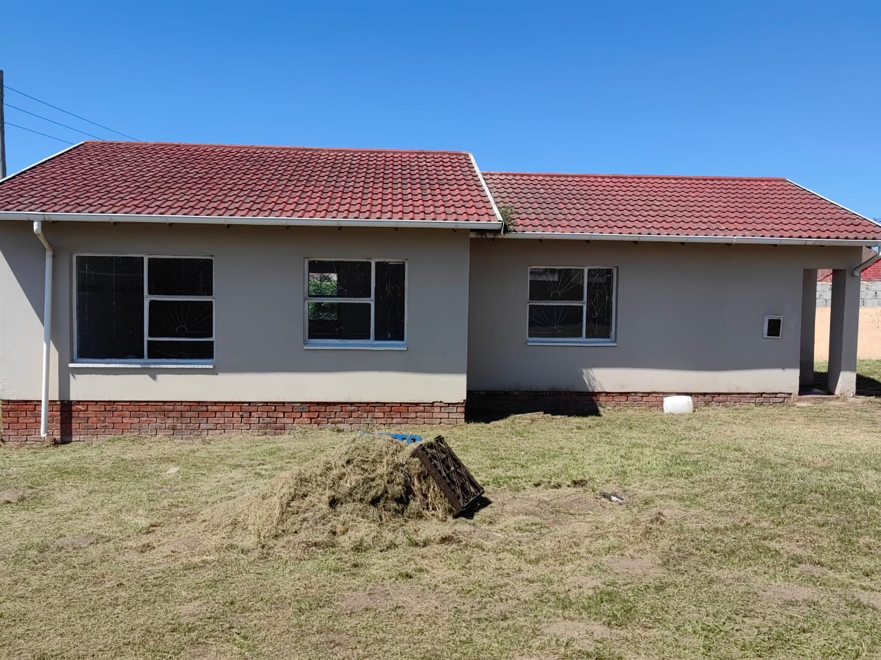 3 Bedroom House to rent in Mdantsane Nu 17 P24112464135