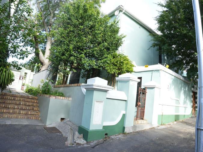 11 Bedroom Apartment / Flat to Rent in Oranjezicht