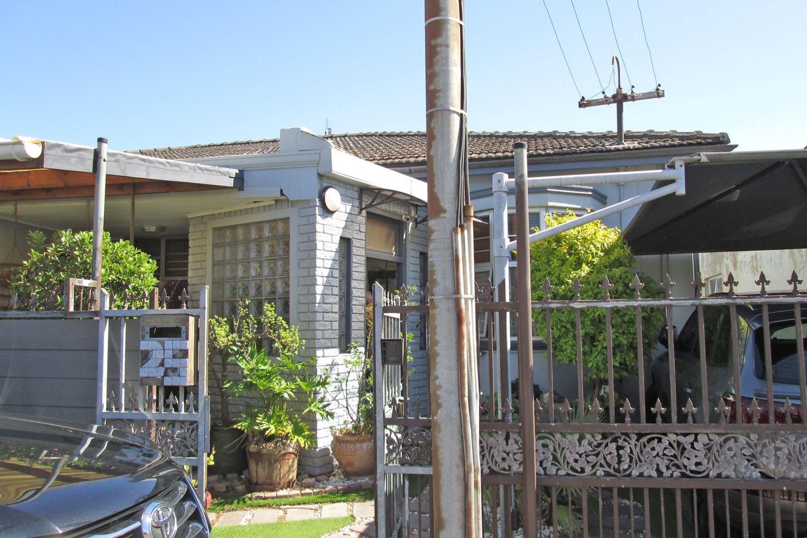 Maitland, Cape Town Property Property and houses for sale in Maitland