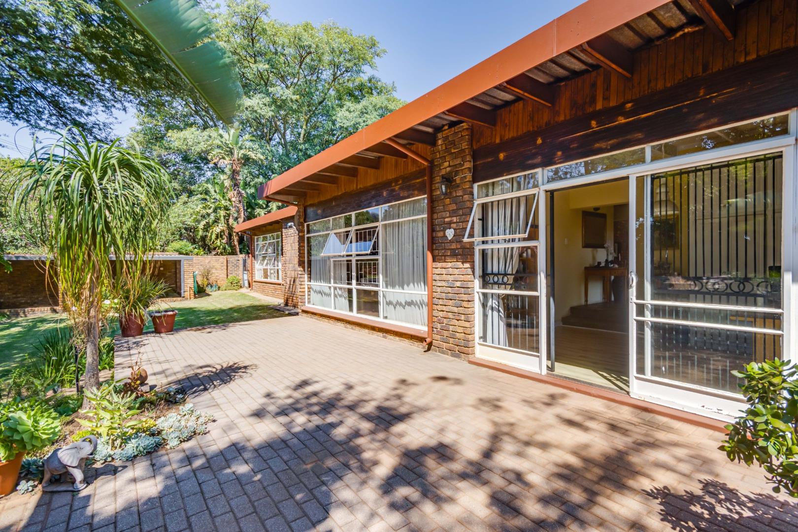 5 Bedroom House for sale in Wingate Park 689 Malmesbury Street P24