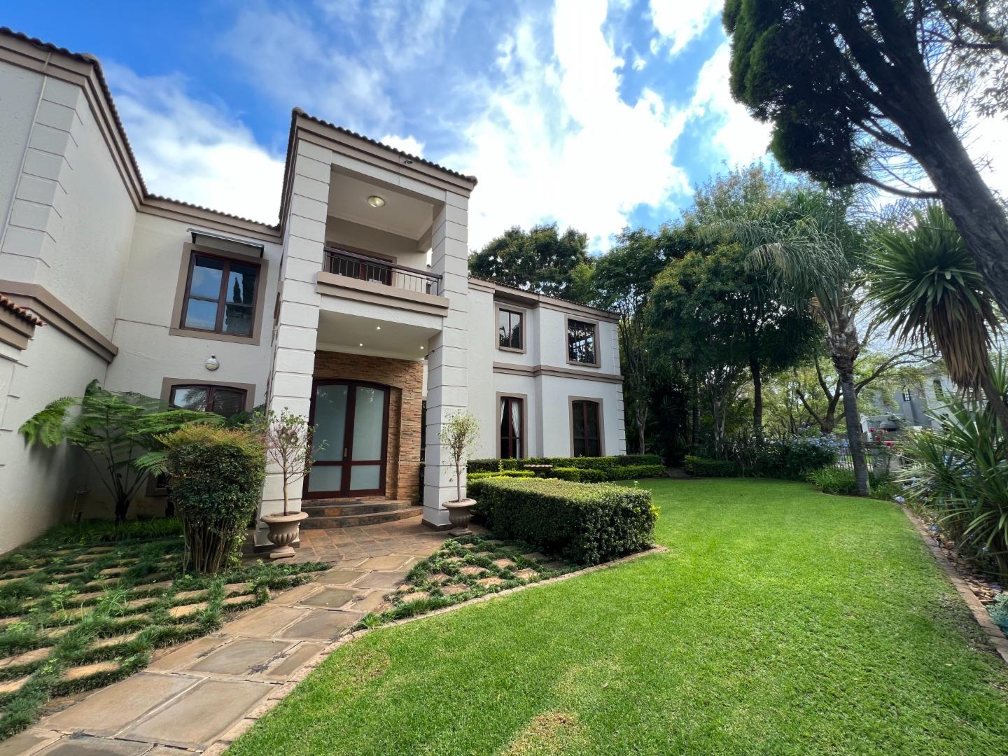 6 Bedroom House for sale in Woodhill Golf Estate Woodhill, 88