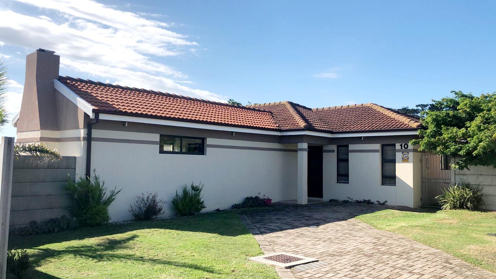 Lorraine Property Townhouses for sale in Lorraine