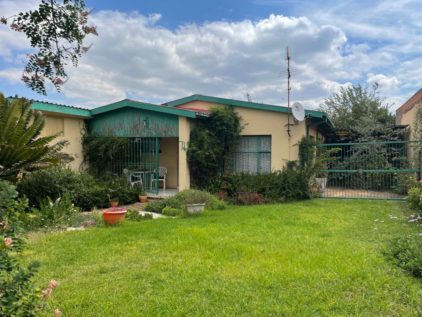 Sophiatown Property Houses for sale in Sophiatown