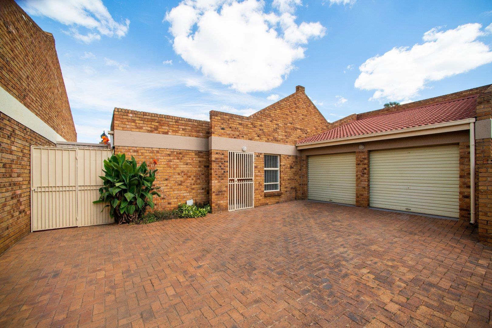 Norton Park Property Property and houses for sale in Norton Park