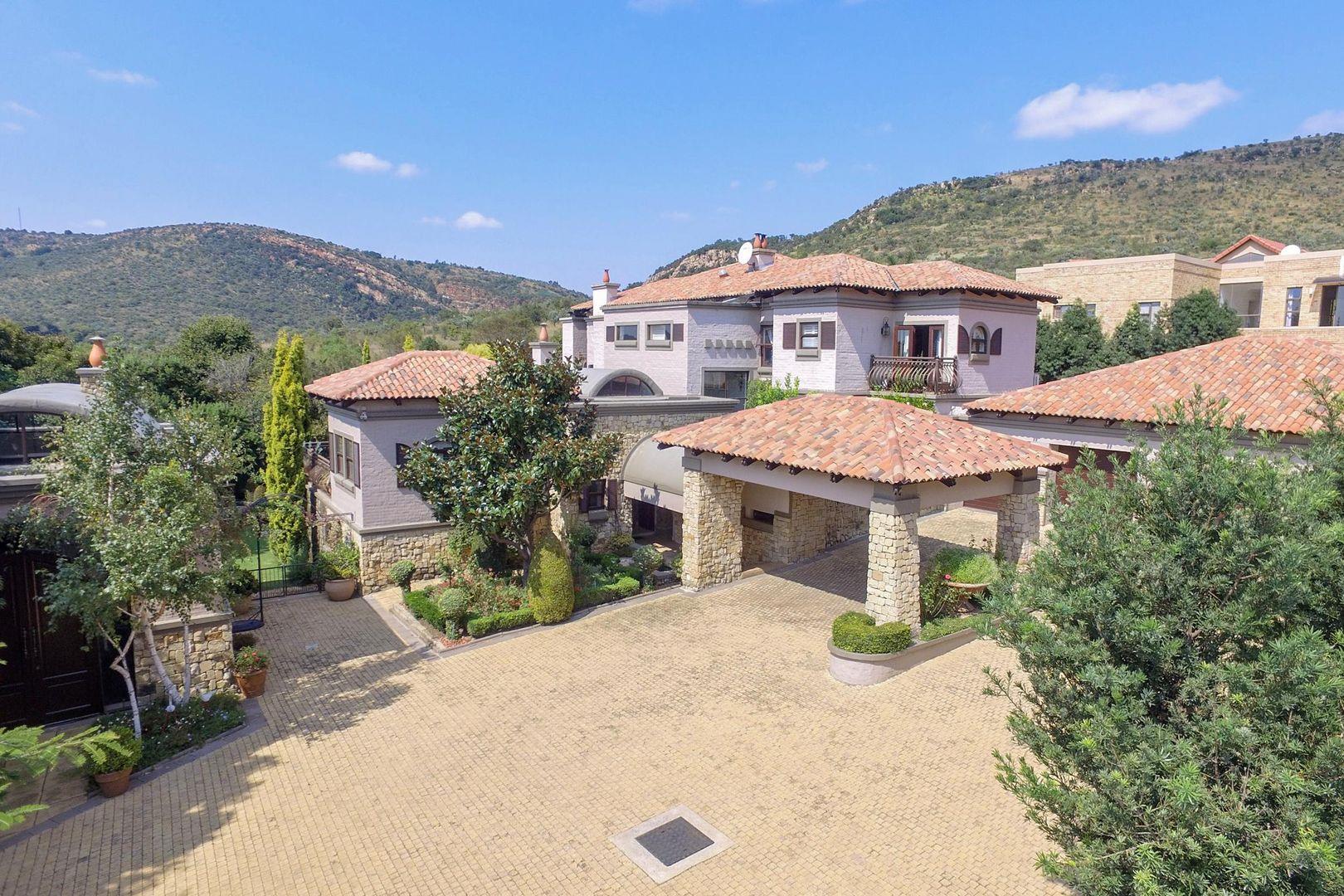 5 Bedroom House for sale in Featherbrooke Estate 970 Lyster Avenue