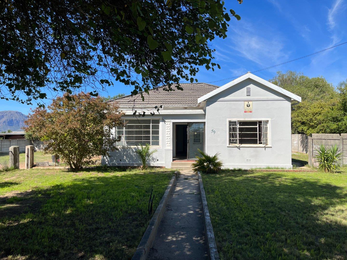 3 Bedroom House for sale in Paarl North P24112480710