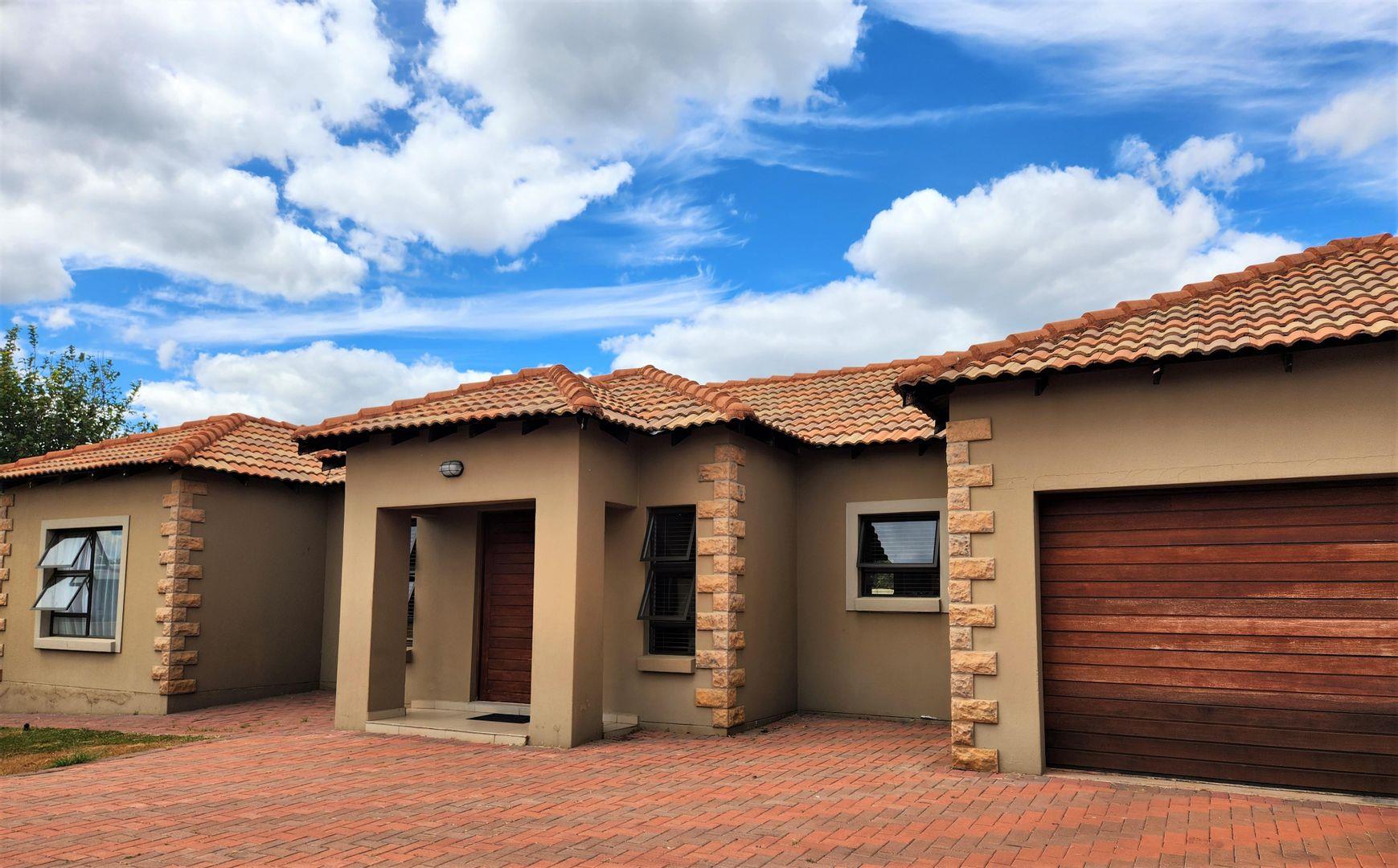 3 Bedroom House for sale in Montana P24112484256