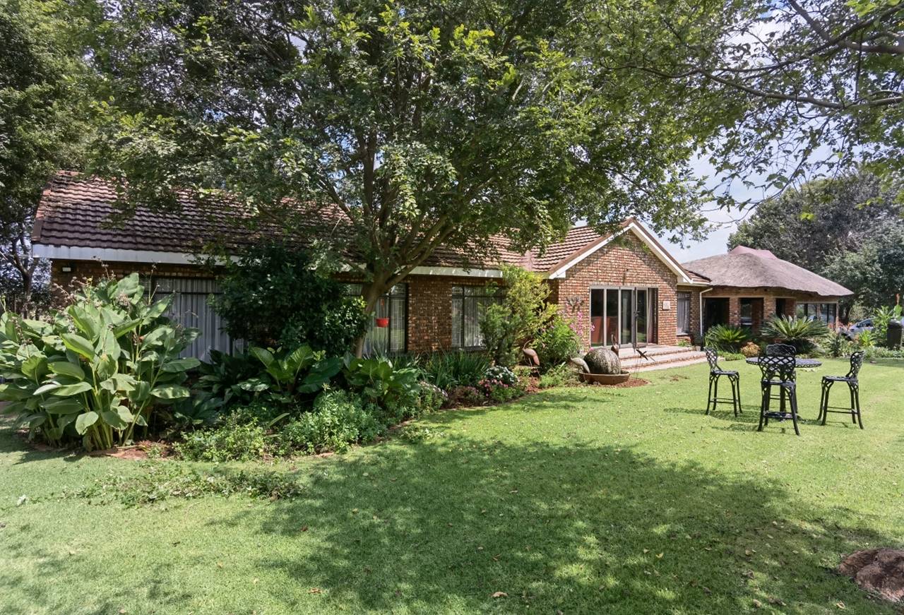 Property for sale in North West Farms for sale in North West