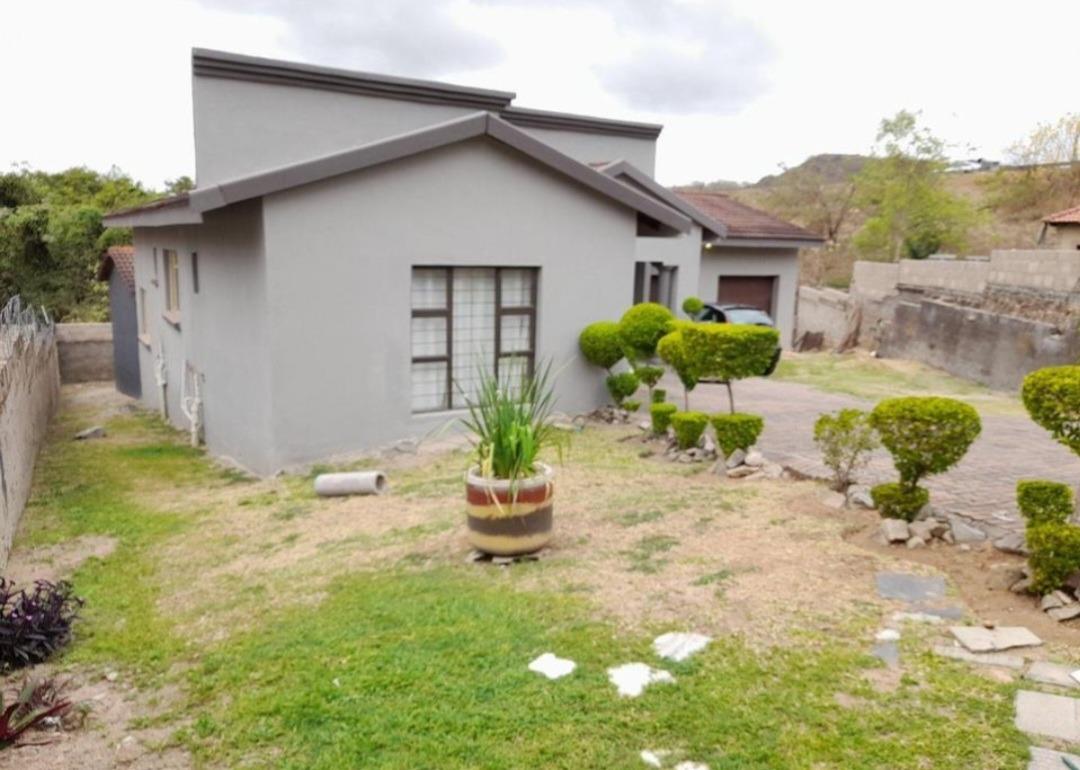 3 Bedroom House for sale in Valencia Park P24112488520