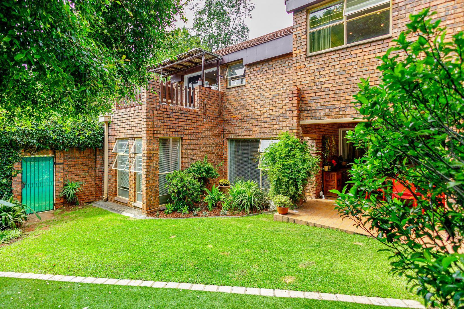 Sandown, Sandton Property Townhouses for sale in Sandown, Sandton