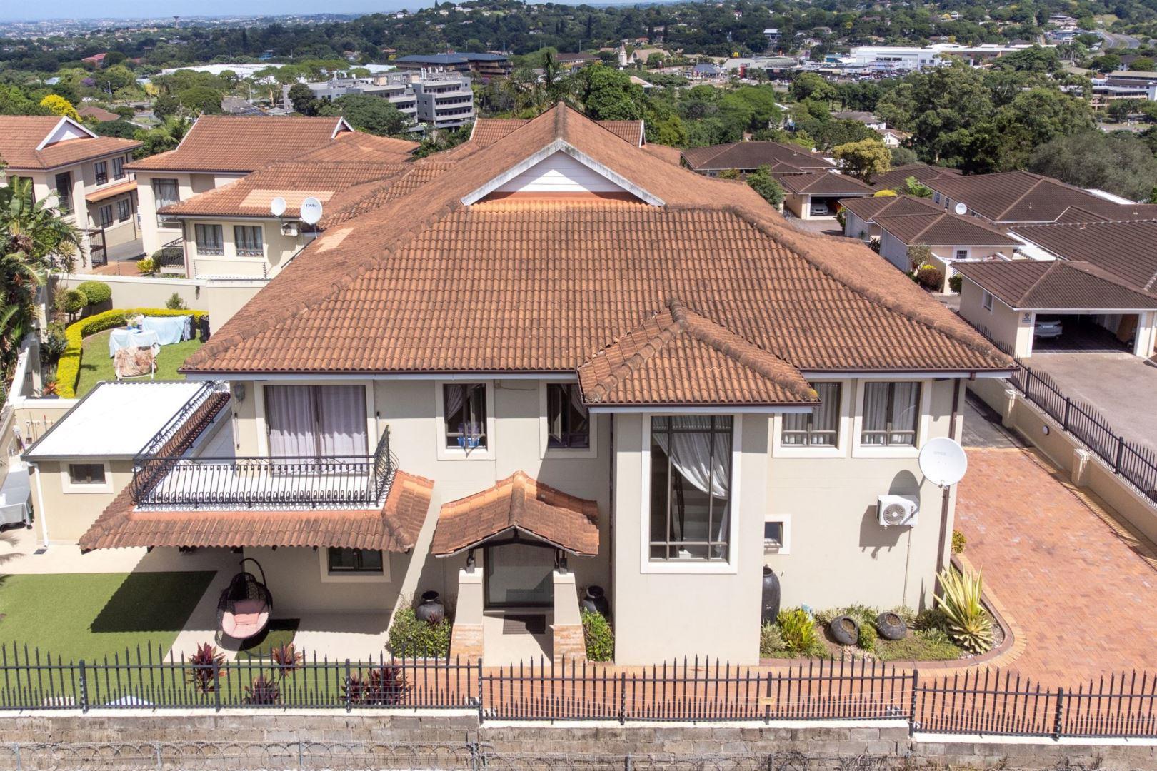 4 Bedroom Townhouse for sale in Westville P24112496691