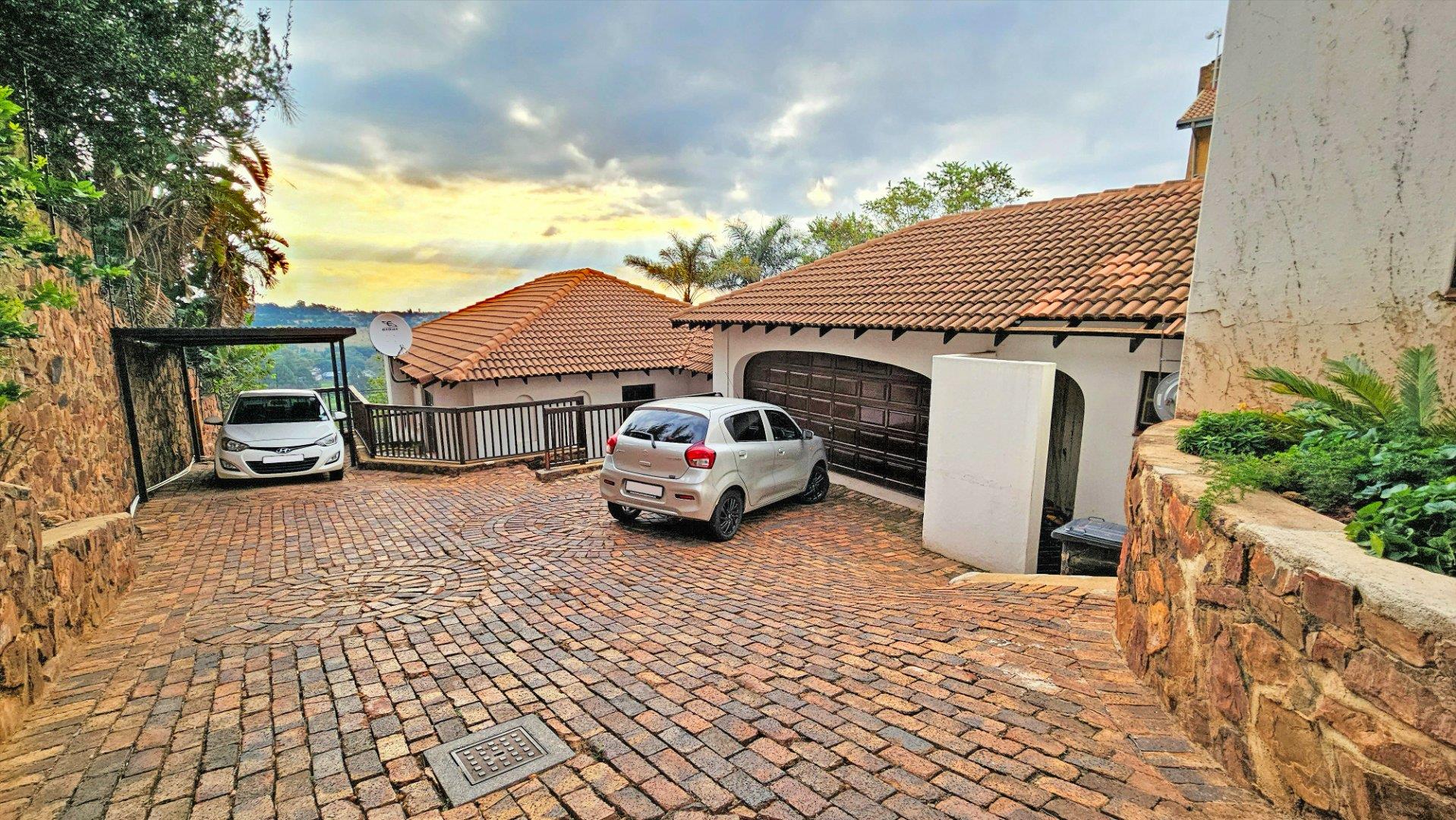 3 Bedroom House for sale in Moreleta Park P24112497760