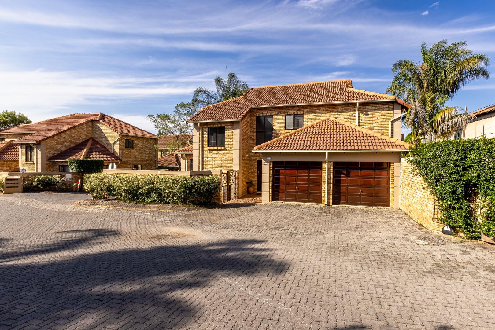 3 Bedroom House for sale in Beverley 1 Tamchele, 27 Robert Bruce Drive P24112500290