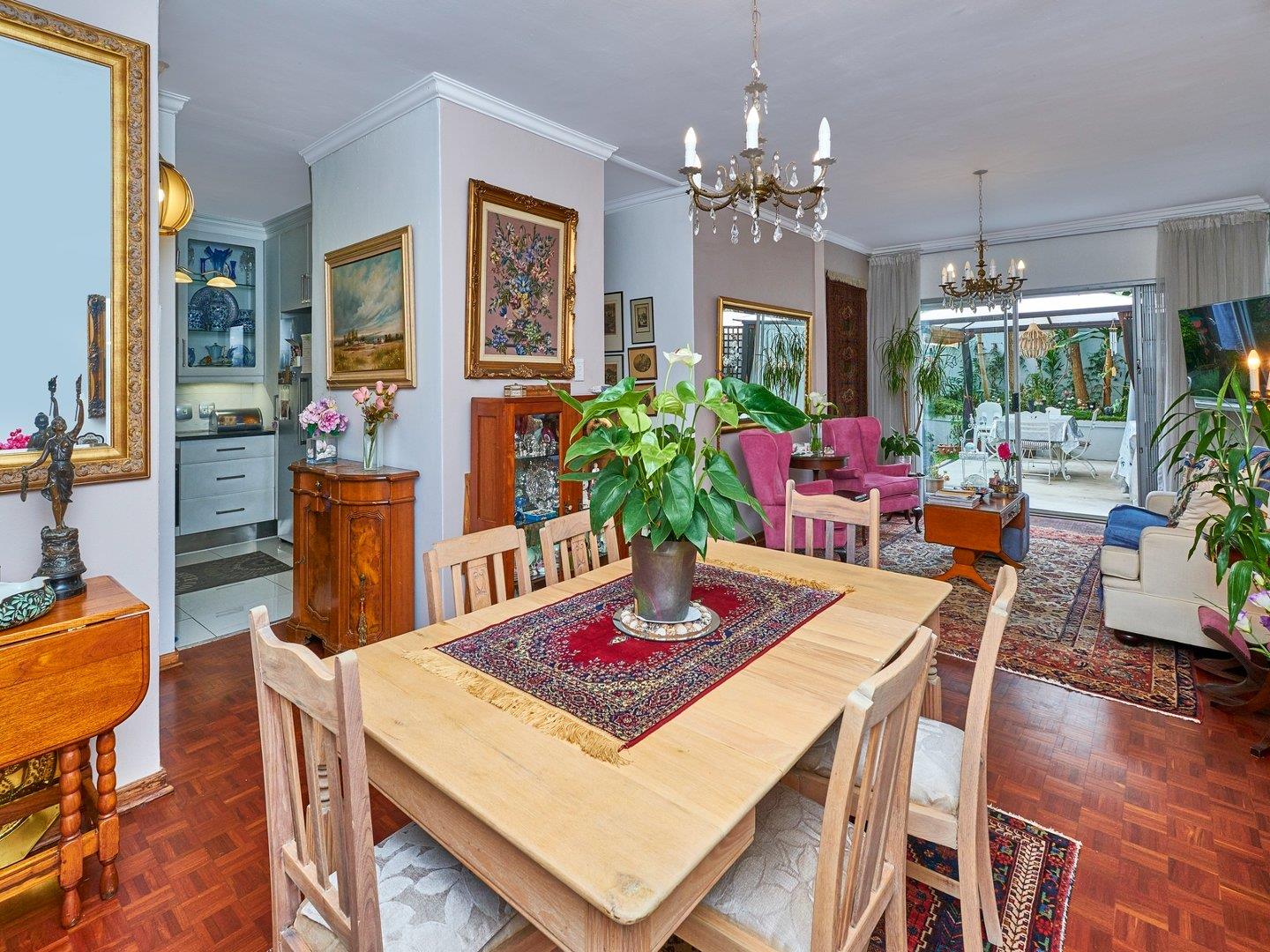 2 Bedroom Apartment / flat for sale in Orchards P24112500979