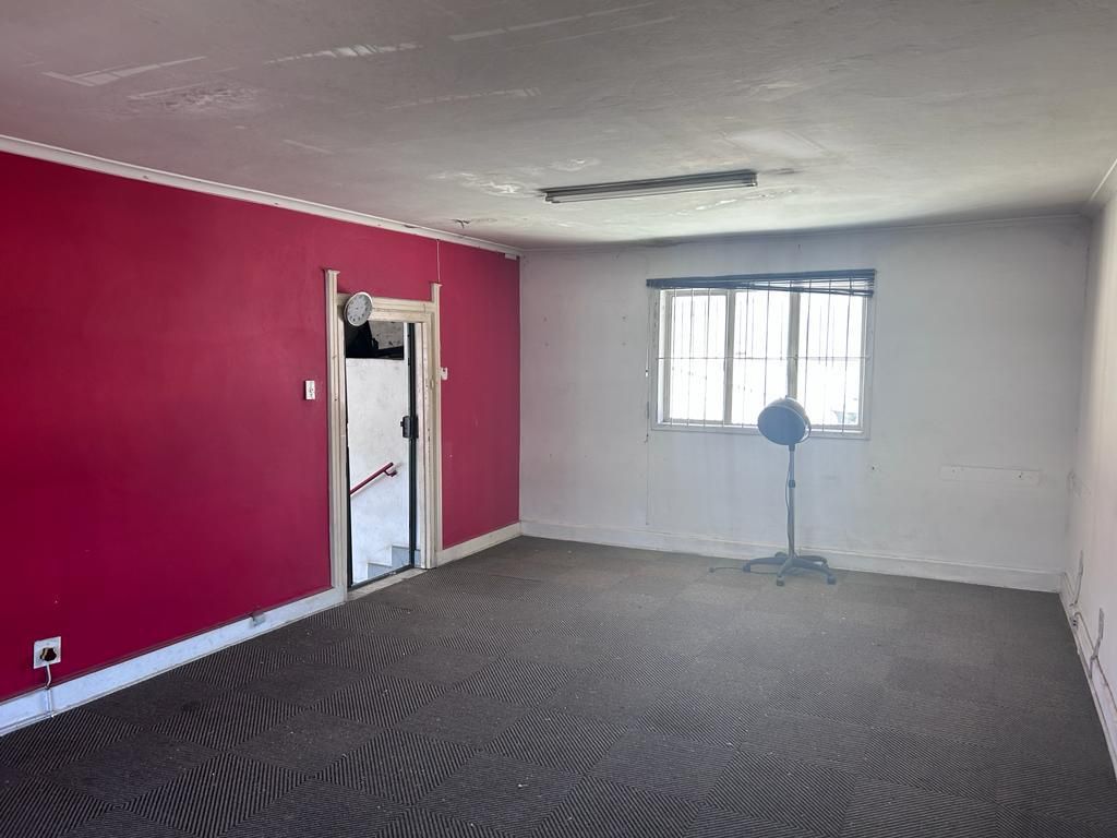 Commercial property to rent in Clairwood P24112501414