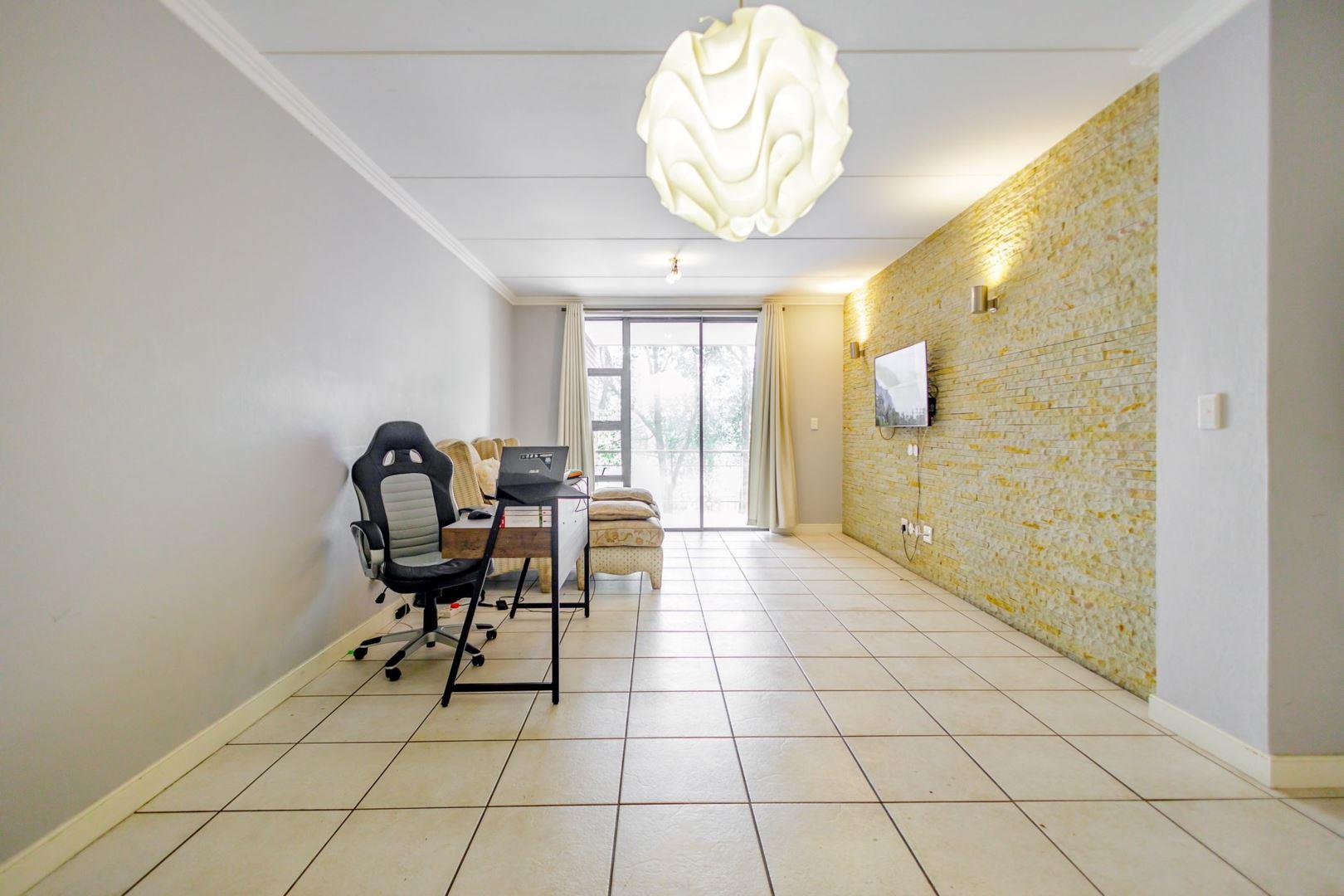 2 Bedroom Apartment / flat for sale in Morningside P24112506268