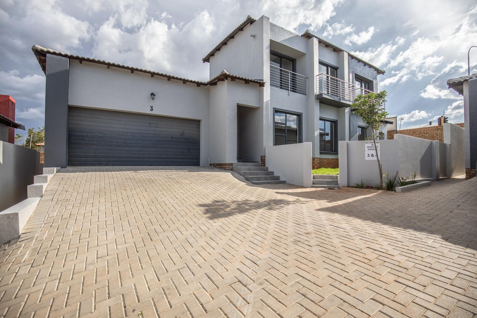 Thatchfield Estate Property Property and houses for sale in