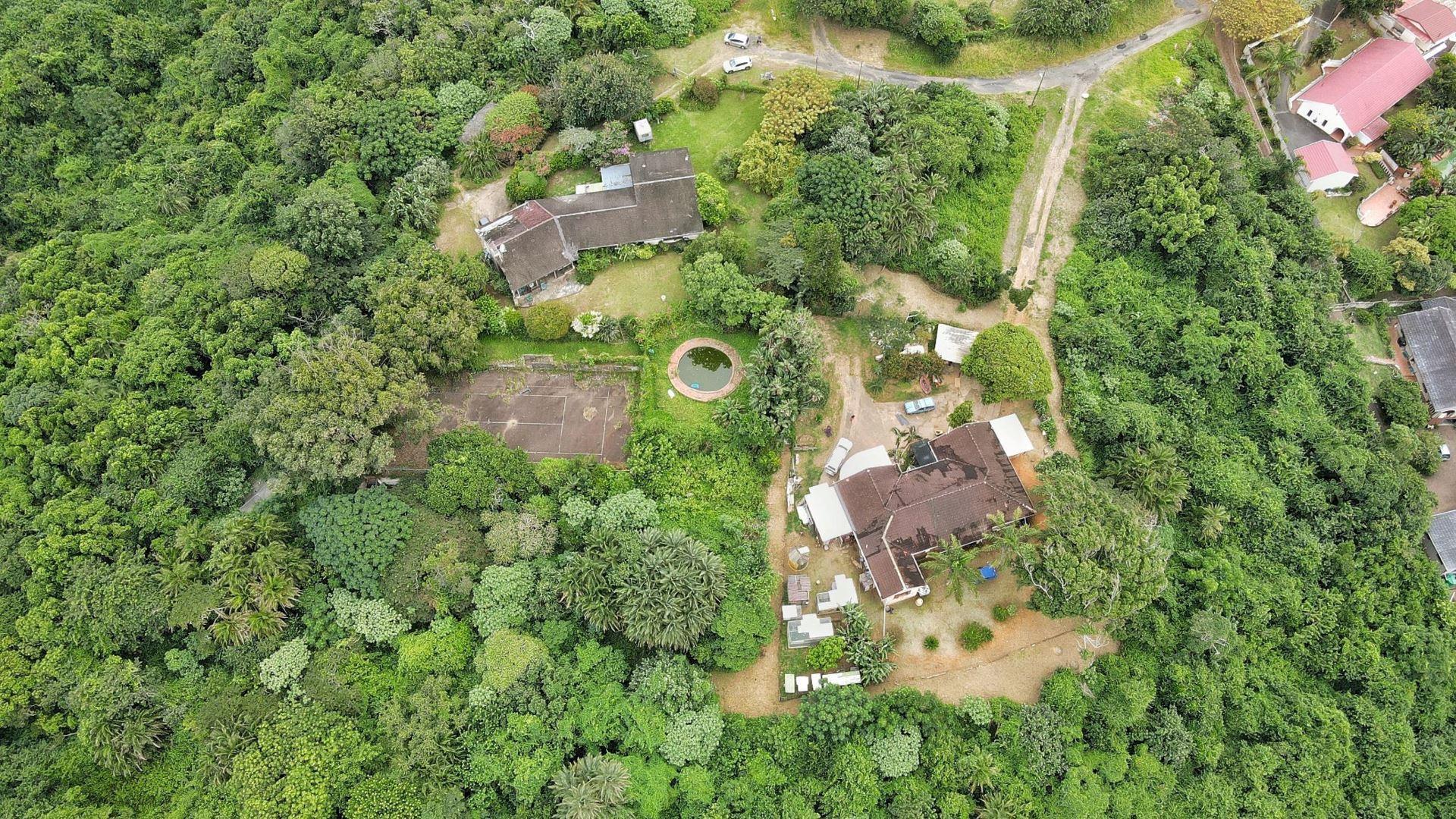 4 Bedroom House for sale in Doonside P24112511640