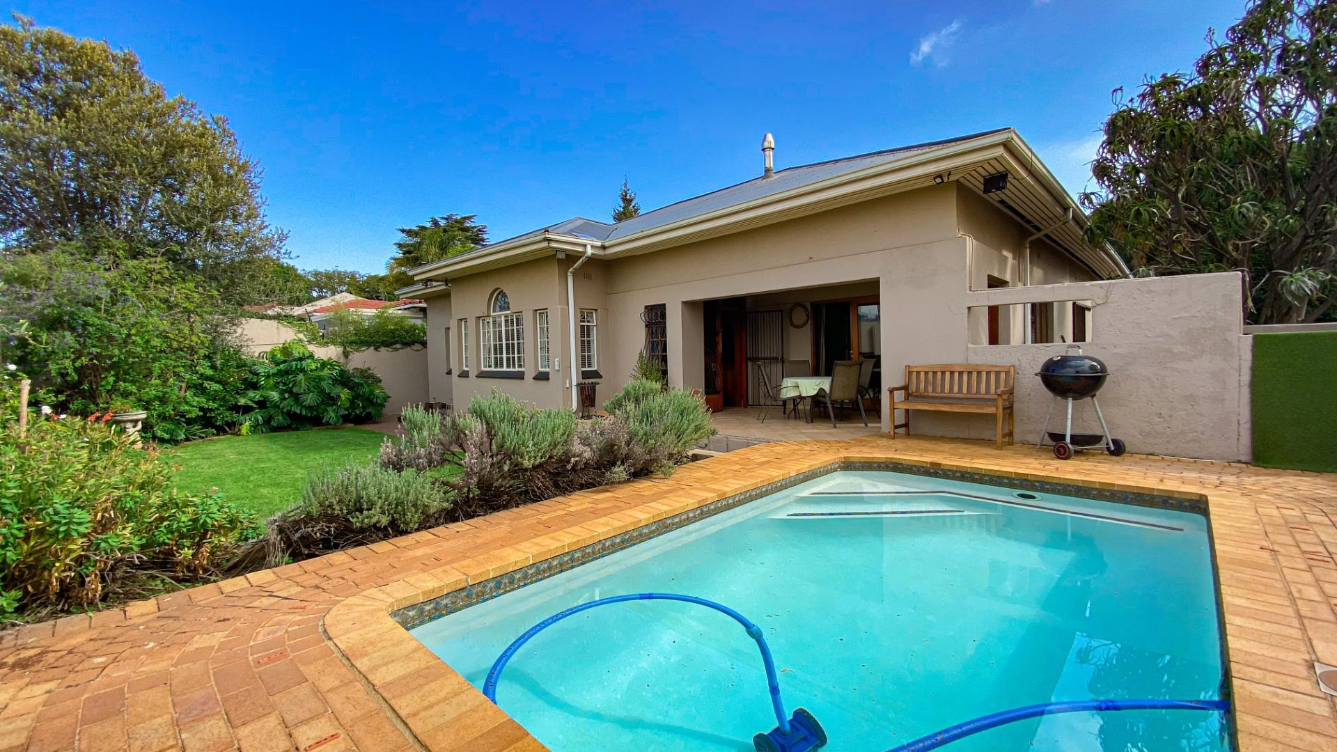 4 Bedroom House for sale in Kensington 94 Westmoreland P24112512488