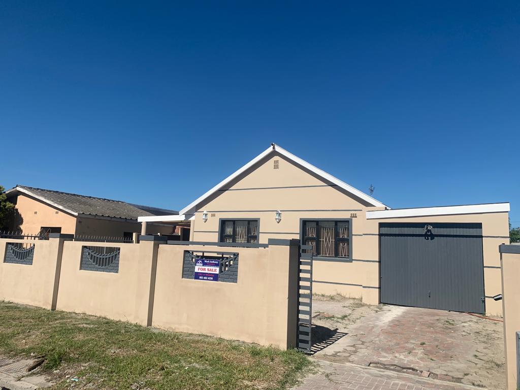 Grassy Park Property Property and houses for sale in Grassy Park