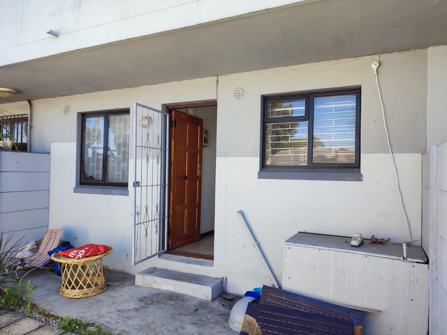 Wetton Property Apartments / flats for sale in Wetton