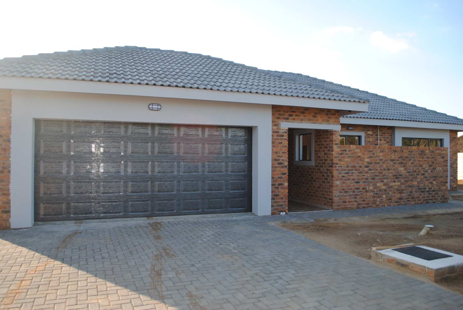 3 Bedroom House for sale in Riversdale P24112244926