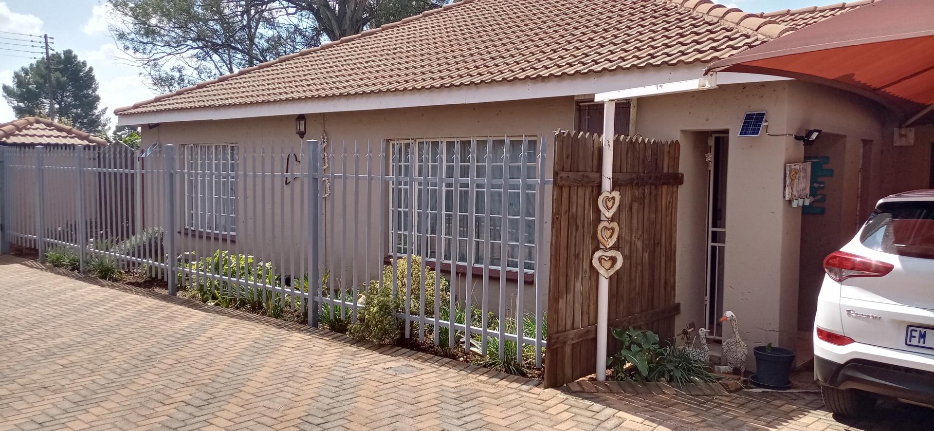 Heidelberg Central Property Property and houses for sale in